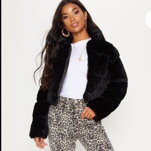 Black faux fur cropped coat 🐯 💫
